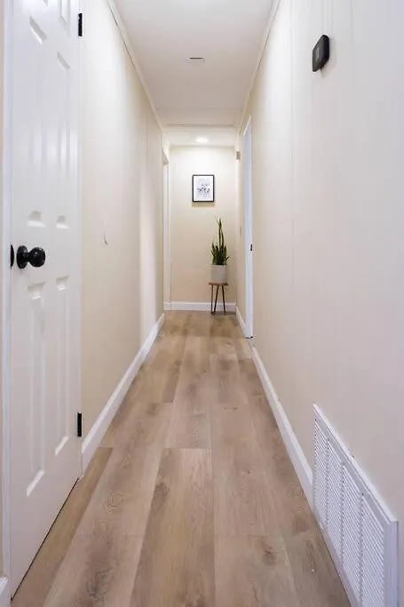 House Near Tampa Zoo And Busch Gardens, Free High Speed Wifi Villa