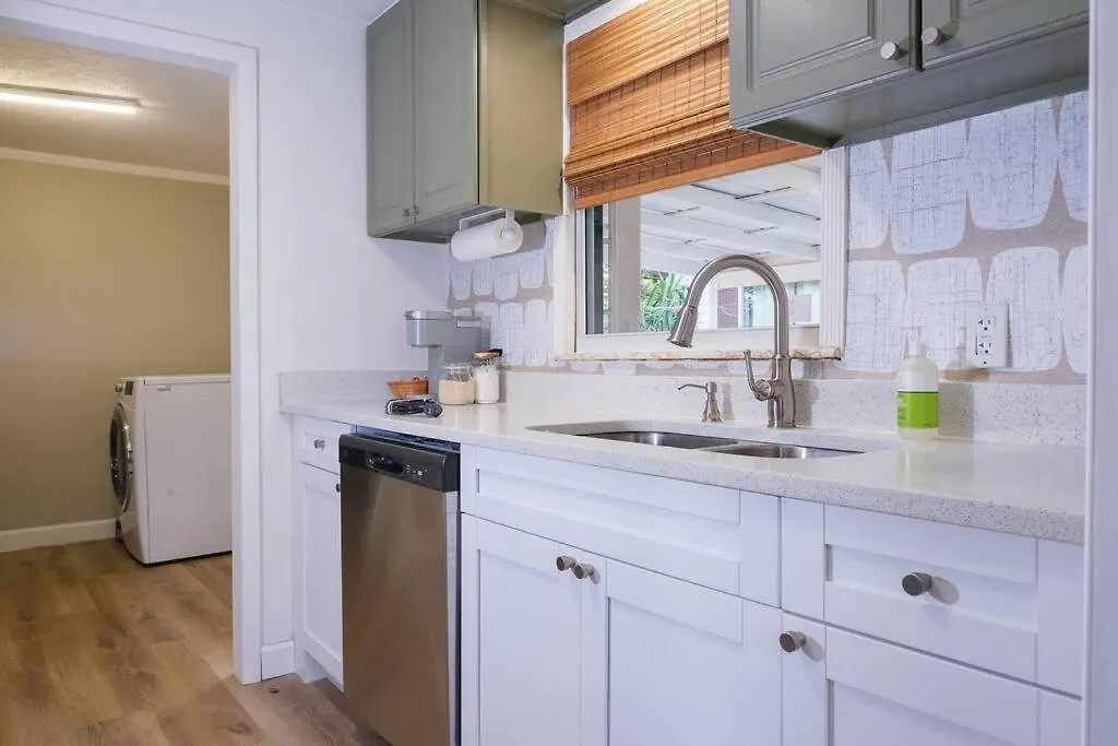House Near Tampa Zoo And Busch Gardens, Free High Speed Wifi Villa United States