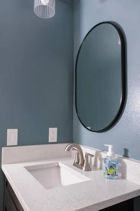 House Near Tampa Zoo And Busch Gardens, Free High Speed Wifi Villa 0*,