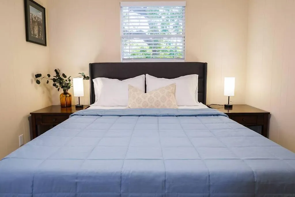 House Near Tampa Zoo And Busch Gardens, Free High Speed Wifi Villa Holiday home